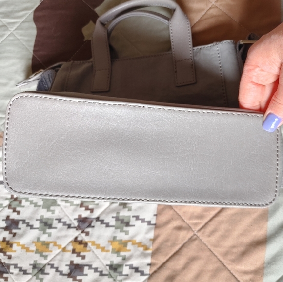 Matt & Nat crossbody bag - Picture 2 of 5